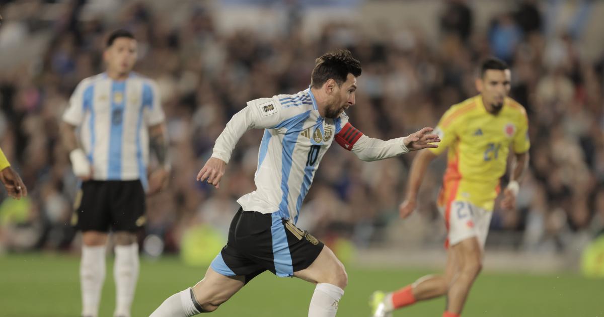 APAGADO Lionel Messi no tuvo una buena noche y fue reemplazado