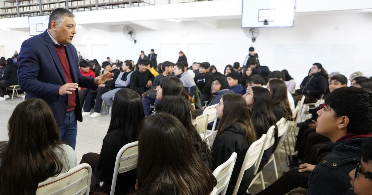 Fomentan la participacioacuten ciudadana desde temprana edad