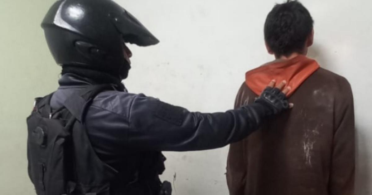 Cayoacute Sopa- teniacutea pedido de detencioacuten vigente y fue capturado en un control policial