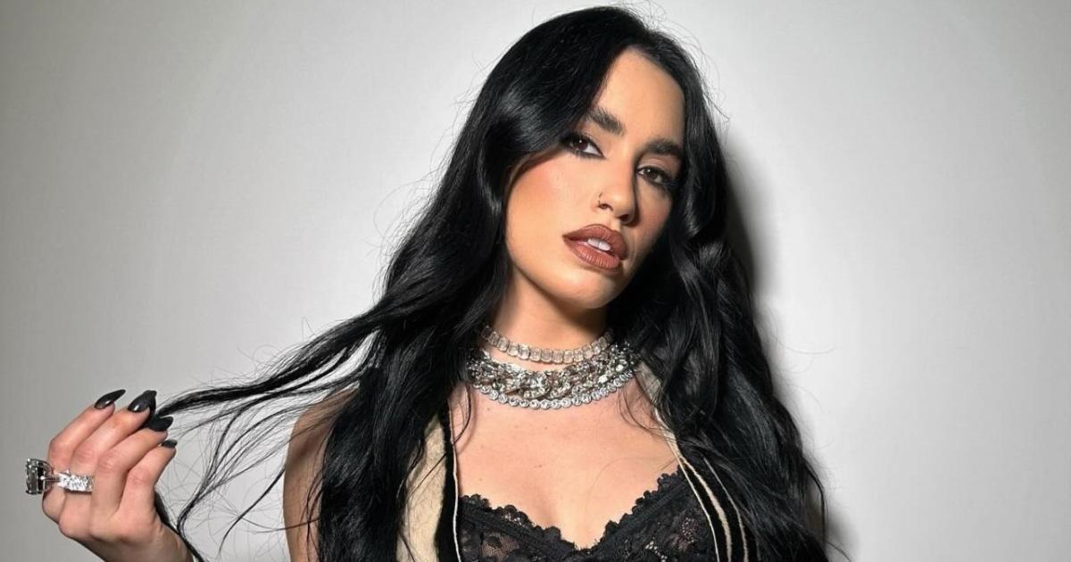 Lali pisar Santiago es reconectarse con raiacuteces