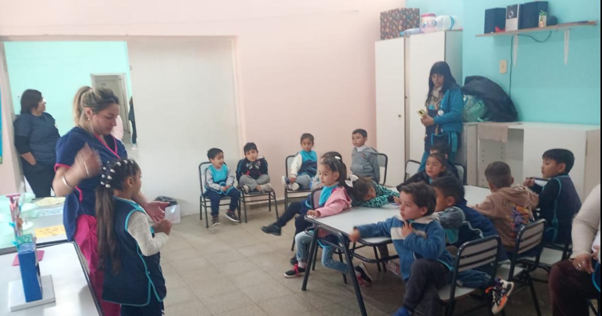 Para niños de la sala maternal primera y segunda sección