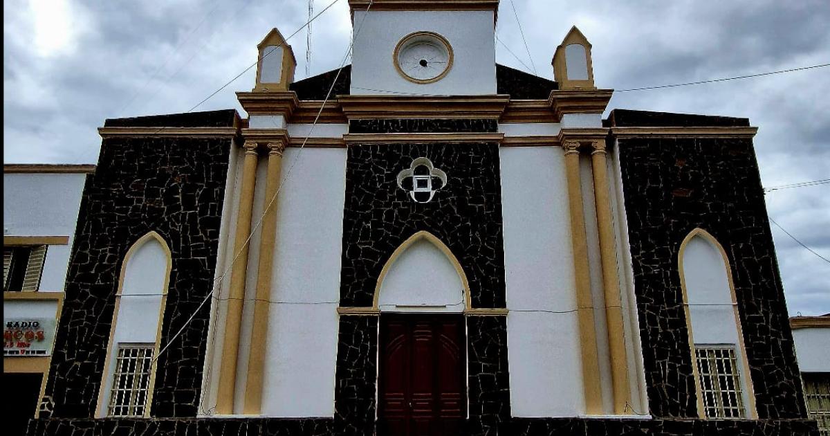 El arzobispo Bokalic abriraacute la Puerta Santa del Antildeo Jubilar en Friacuteas