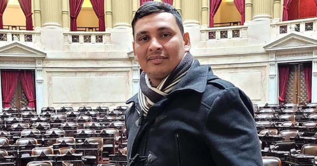 El Concejo Deliberante de Colonia Elisa resolvió destituir al edil libertario Fernando Romero