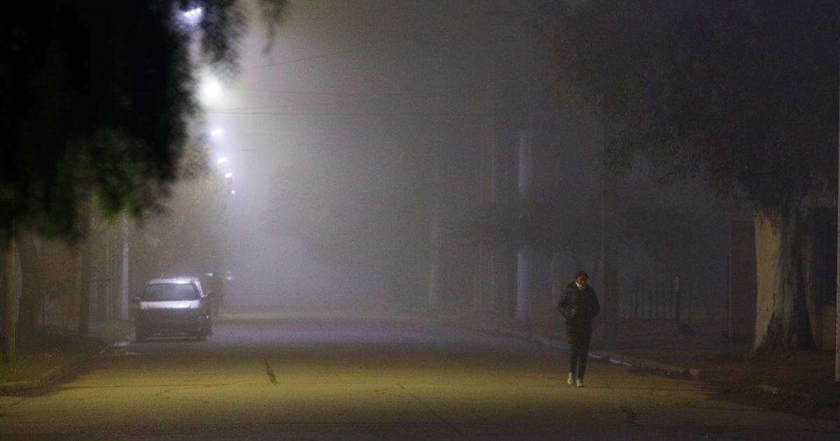 Amaneció con mucha neblina en Santiago