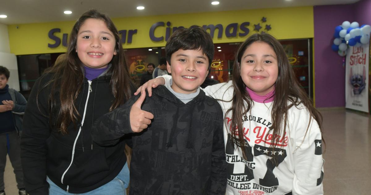 NOCHES DE PELIacuteCULA