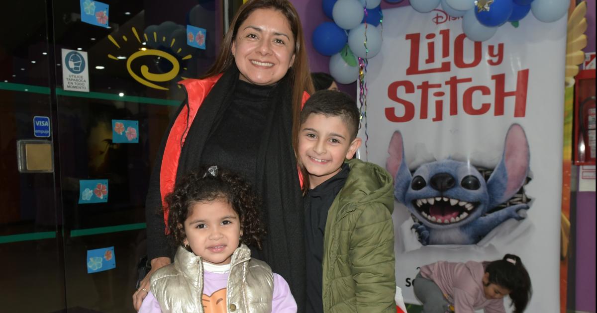 NOCHES DE PELIacuteCULA