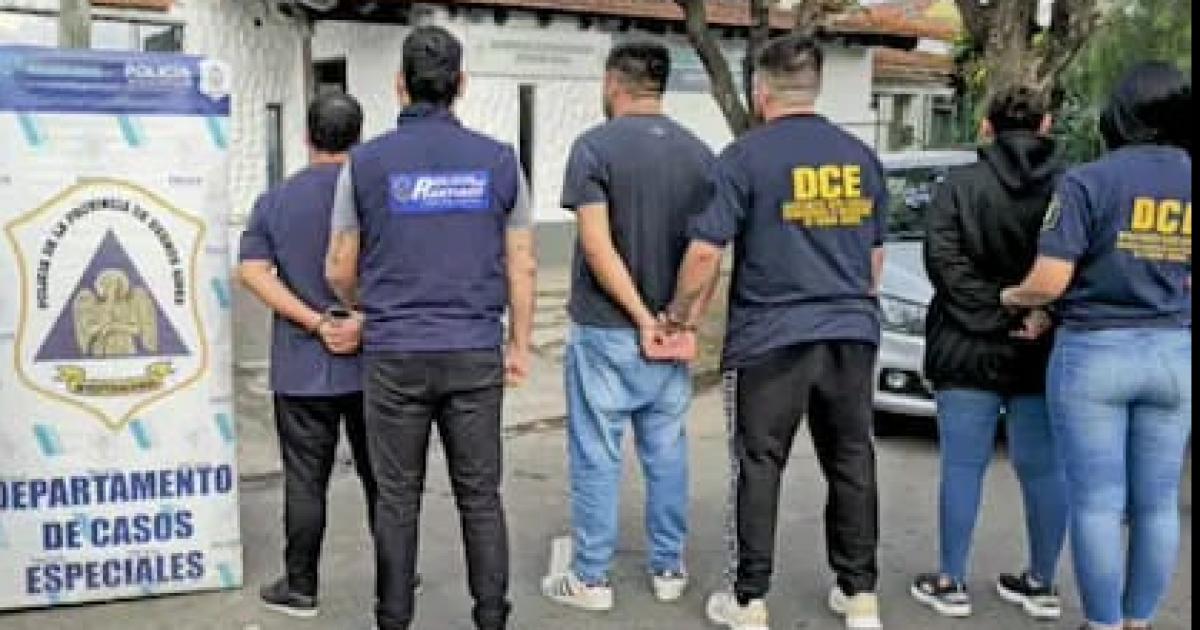 ROMPECABEZAS- La Justicia local apresó a parte del grupo en Buenos Aires Esos eslabones a punto de ser conducidos a audiencia por prisión preventiva Sin embargo fiscales de otras jurisdicciones tramitarían sus traslados