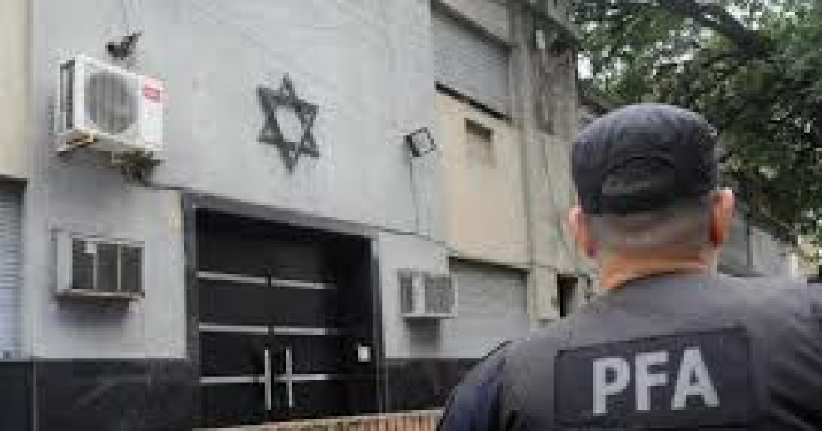 Refuerzan medidas de seguridad a institucione judías en todo el país