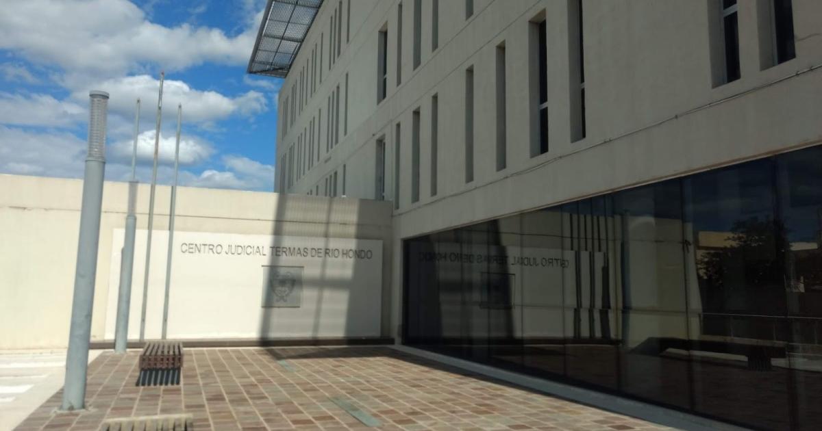 ROMPECABEZAS- Pérez Vicens trabaja hace ms de 24 horas con la tragedia de Malena Hoy tendría en sus manos el informe preliminar de la autopsia