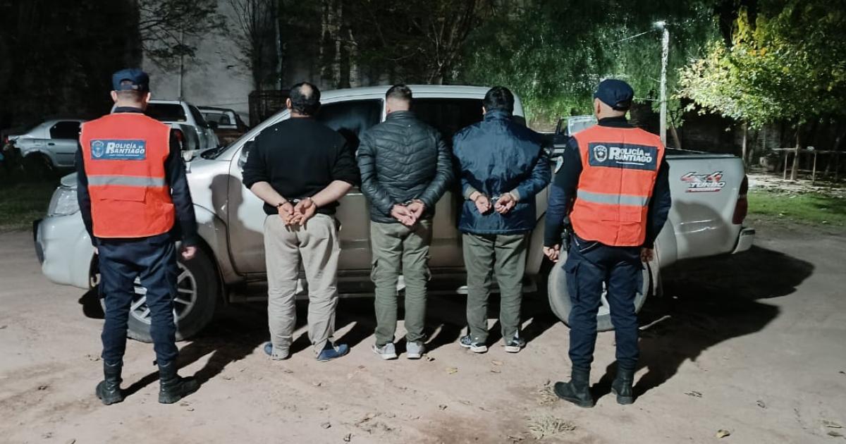 Cayoacute una banda dedicada al robo de ganado- detuvieron a tres sujetos y secuestraron un arma de fuego