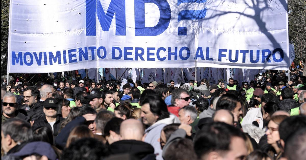 Kicillof participoacute de la marcha en apoyo a Cristina Fernaacutendez de Kirchner