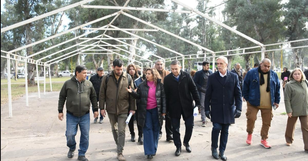 La intendente Fuentes supervisó los trabajos en el predio de la feria artesanal