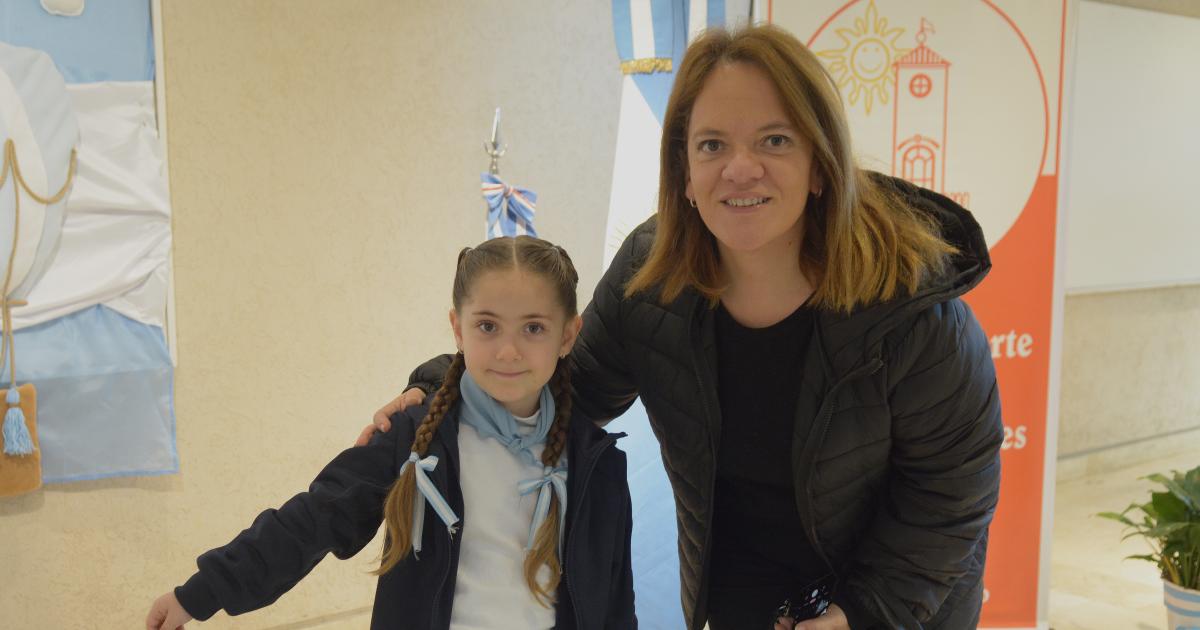 UNA JURA A LA BANDERA QUE EMOCIONOacute A TODOS