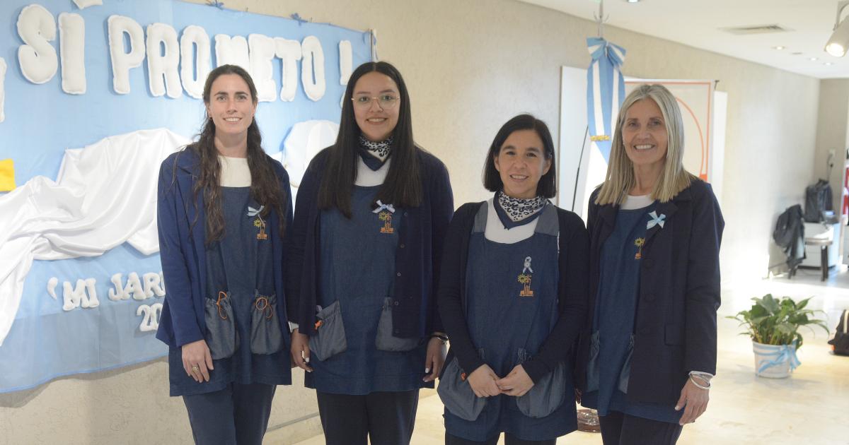 UNA JURA A LA BANDERA QUE EMOCIONOacute A TODOS