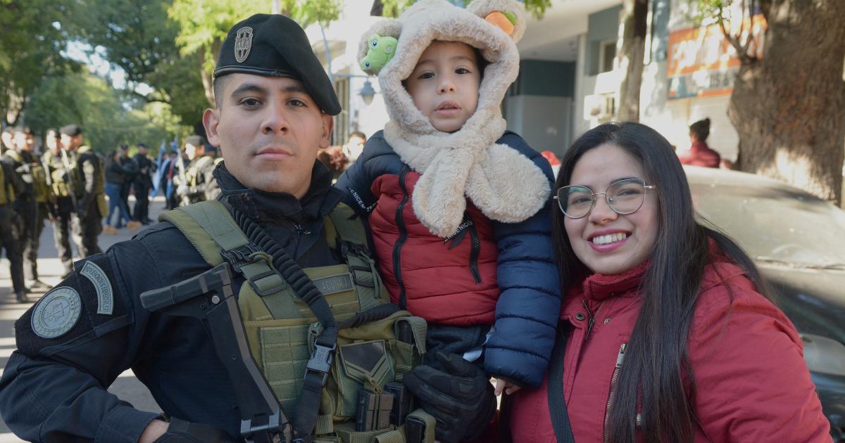 JURAMENTO DE LOS CADETES DE POLICIacuteA