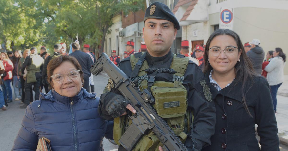 JURAMENTO DE LOS CADETES DE POLICIacuteA