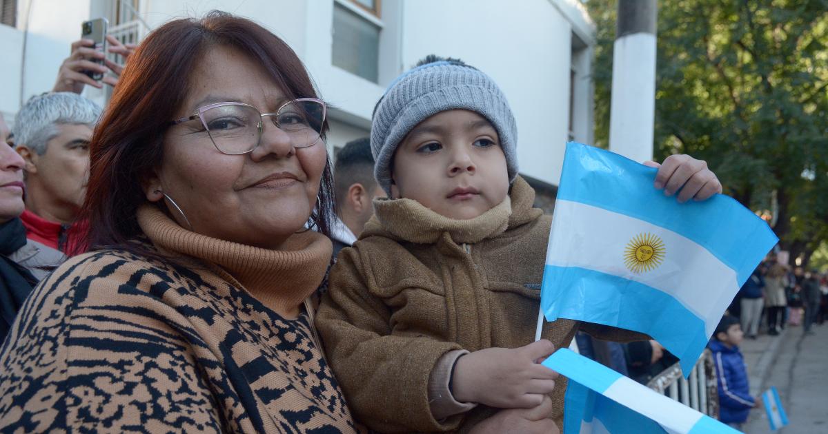 JURAMENTO DE LOS CADETES DE POLICIacuteA