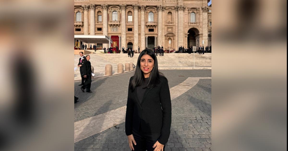 Cintia Surez en el Vaticano