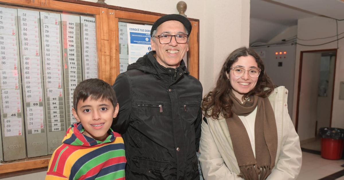 UNA GRAN NOCHE DE TERROR Y FANTASIacuteA