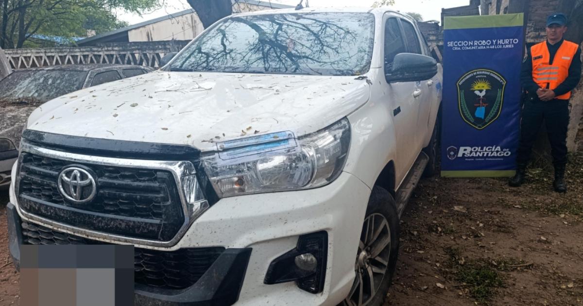 VERIFICACIÓN La camioneta tenía pedido de secuestro activo del año pasado por robo y utilización de arma de fuego en Quilmes Buenos Aires