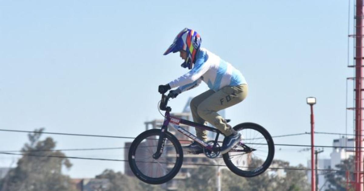 Destacada labor de los santiaguentildeos en BMX