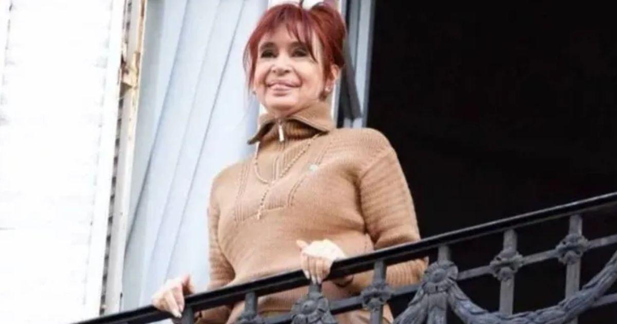 Cristina Kirchner presentoacute ante la Justicia la lista de visitas para su prisioacuten domiciliaria