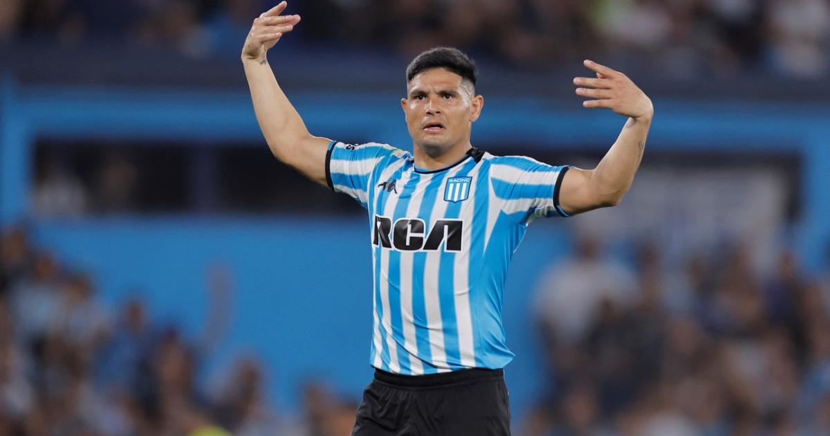 Gallardo llamoacute a Salas que frenoacute su renovacioacuten en Racing y jugaraacute en River