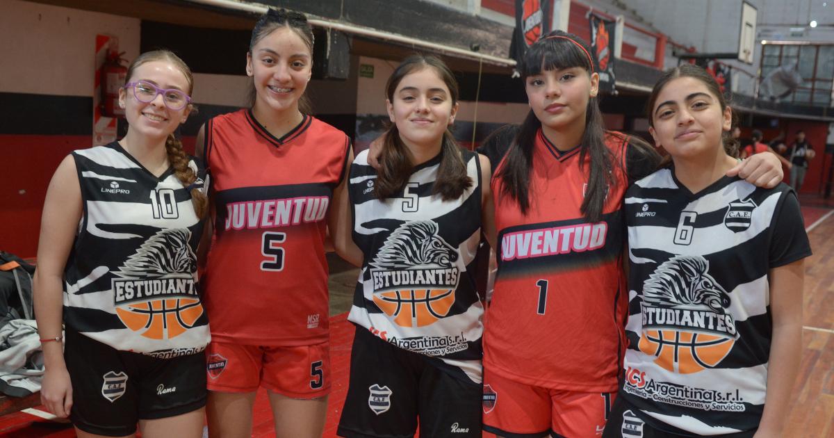 BAacuteSQUET Y AMISTAD EN EL CLUB JUVENTUD