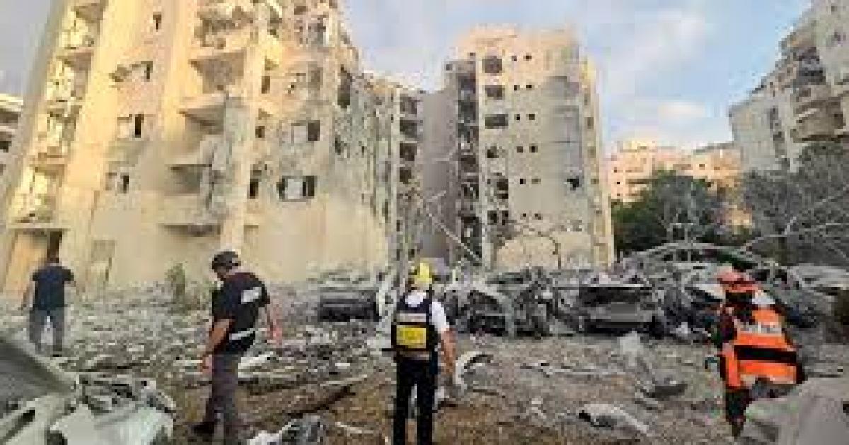 Iraacuten negoacute la tregua de Trump y lanzoacute un nuevo ataque con misiles sobre Israel