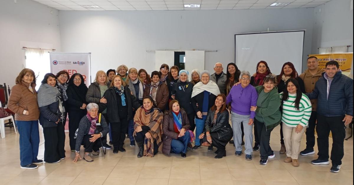 Exitoso encuentro para promover el buen trato a los adultos mayores