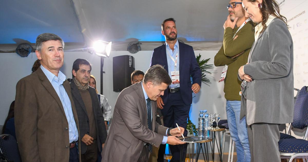 La Municipalidad adhirió a la Carta Argentina para el desarrollo de ciudades inteligentes sostenibles y humanas