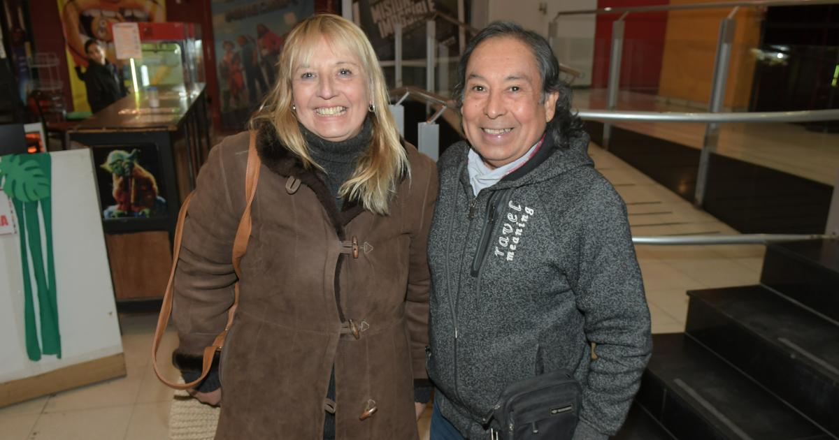 POESIacuteA ABIERTA REBELDIacuteA Y LIBERTAD