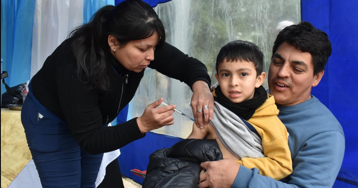 ACTIVIDADES Se realizan talleres de prevención y vacunación en toda la comunidad