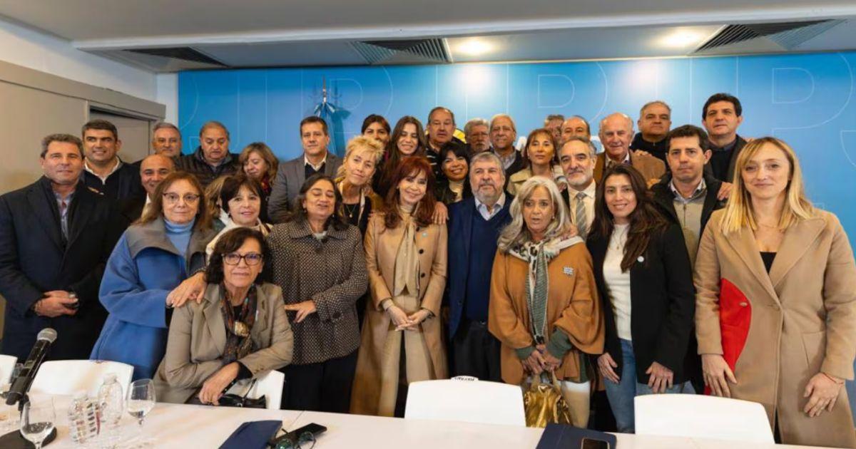 Diputados y senadores de Unión por la Patria querían visitar a Cristina Kirchner