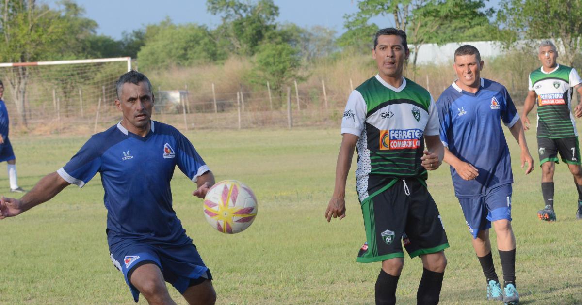 ACTIVIDAD Ftbol a pleno en la Liga Amateur del Sur en todas sus categorías