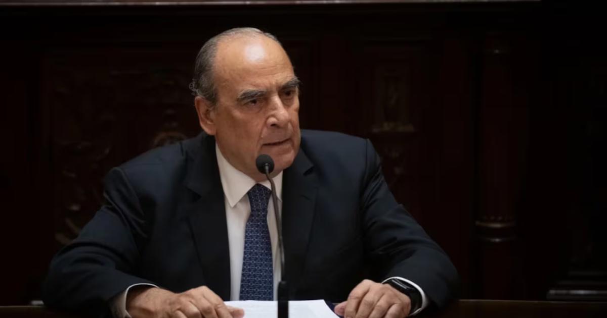 Escndalo en el Congreso- Francos se retiró luego de que una senadora lo tratara de mentiroso