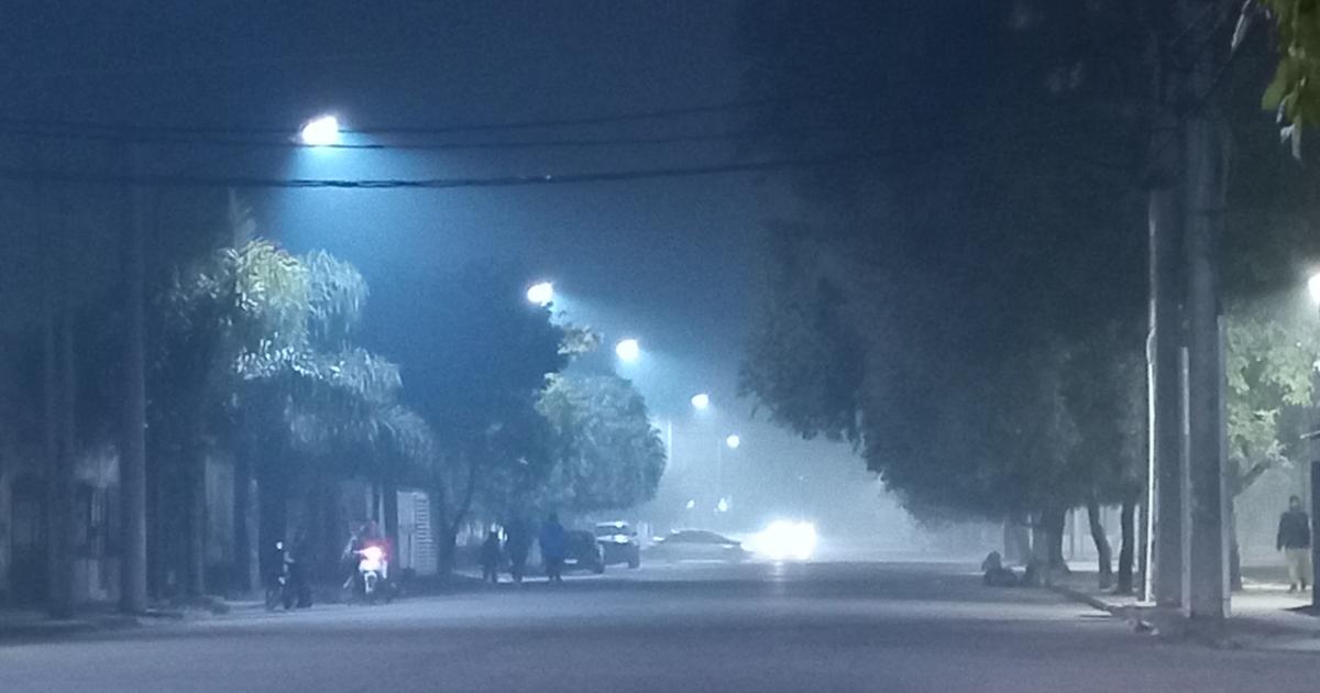 Malestar y quejas por una densa cortina de humo que cubre la zona oeste de la Capital santiaguentildea