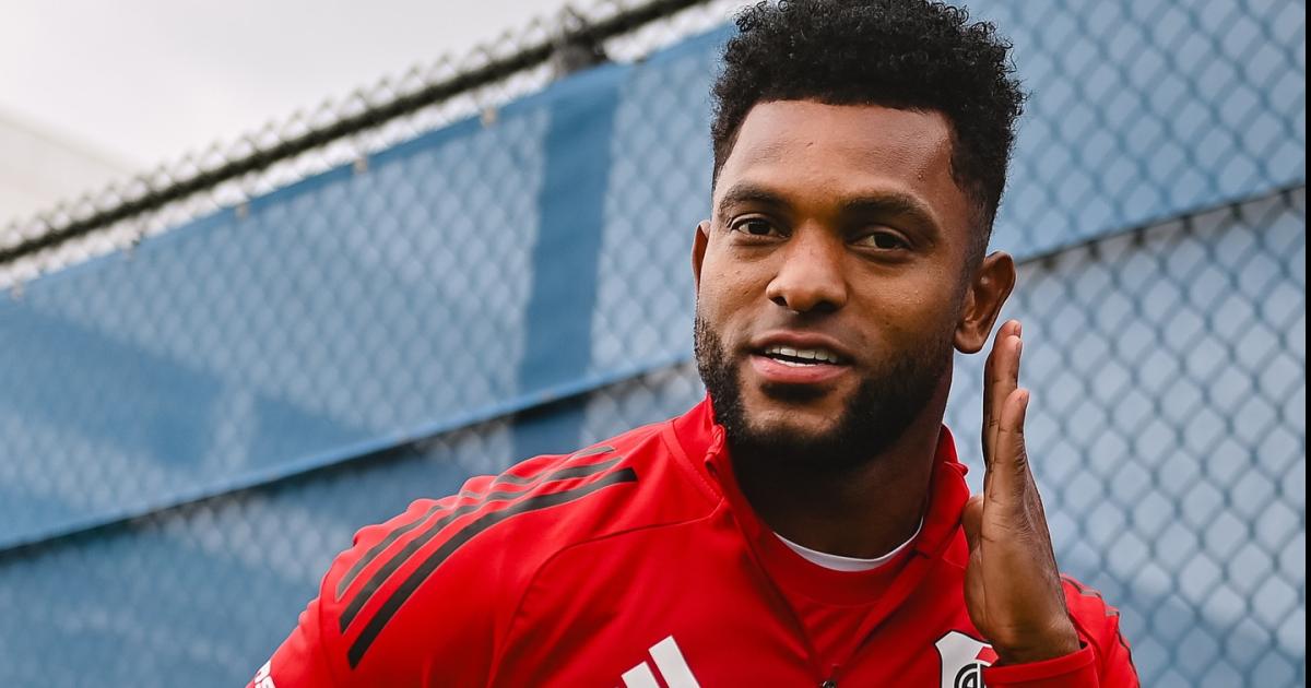 Se viene una depuracioacuten en el plantel de River