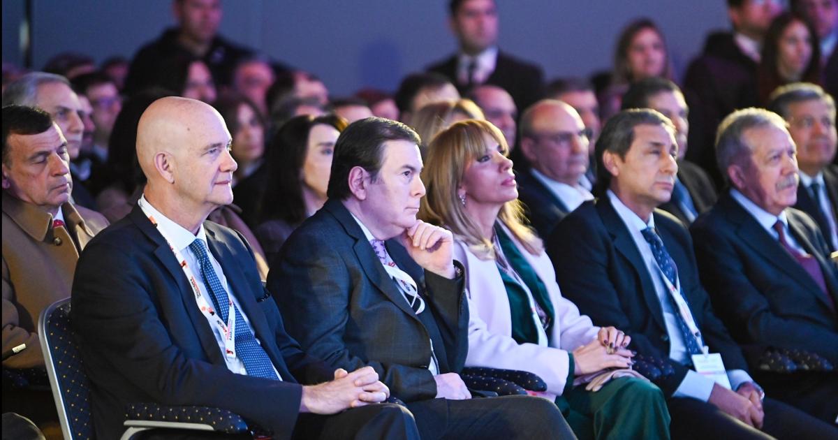 COLMADO Asistieron ministros y funcionarios provinciales legisladores representantes del Poder Judicial del mbito académico intendentes y empresarios