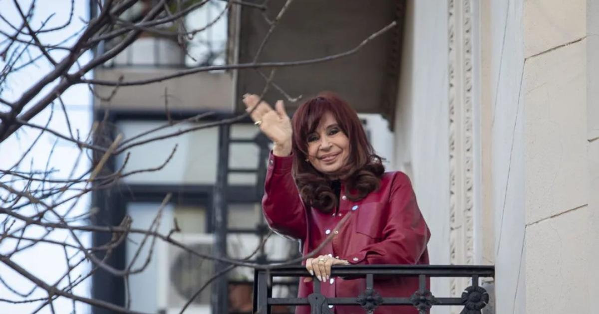 Cristina Kirchner presa dice- Se esfumaron 4000 millones de doacutelares#148
