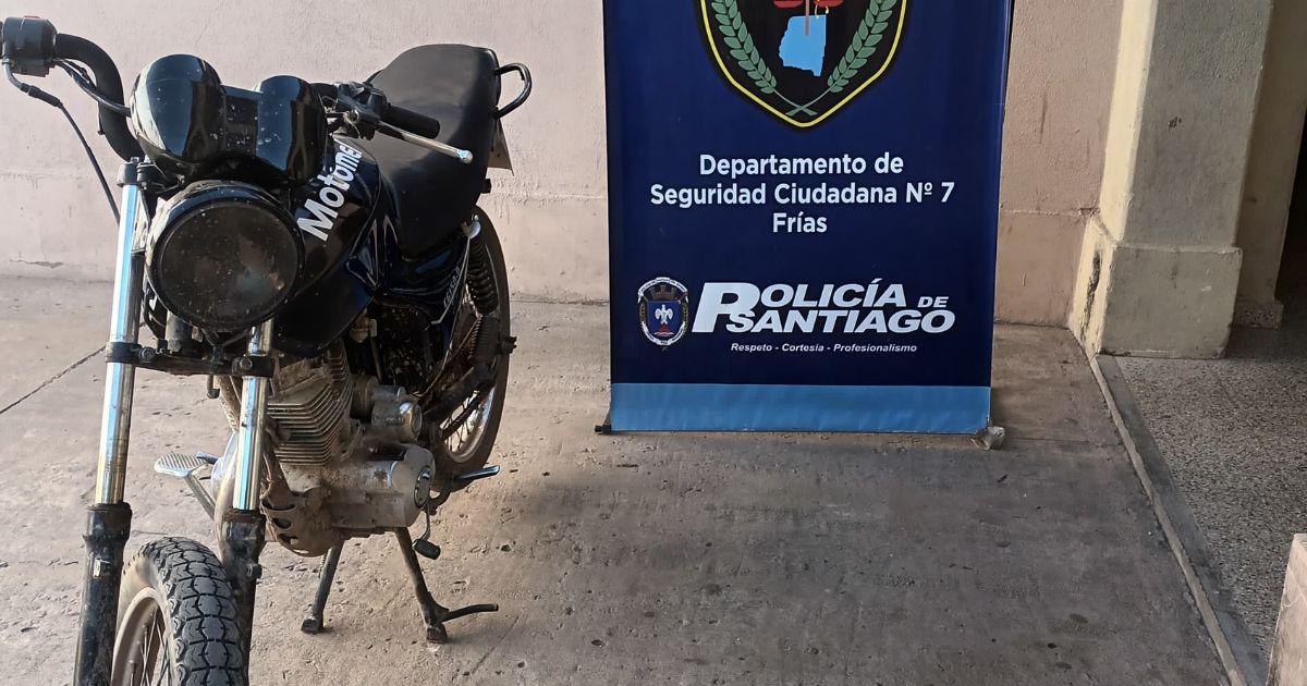 La policía logró recuperar el motovehículo