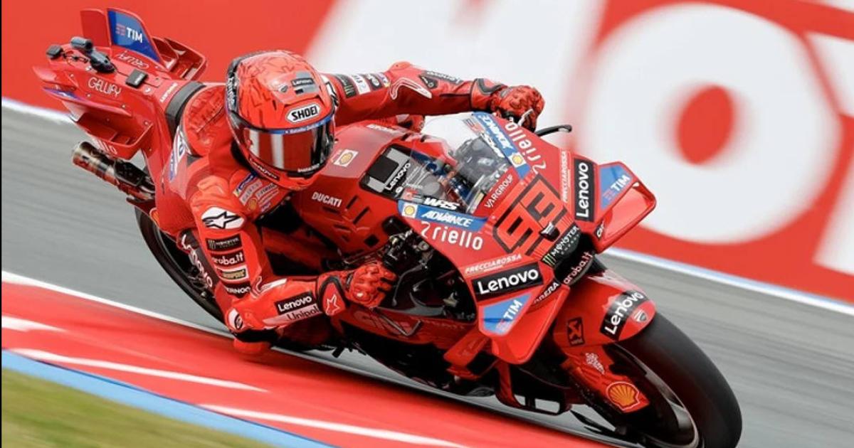 Marc Maacuterquez le ganoacute la batalla a su hermano Alex