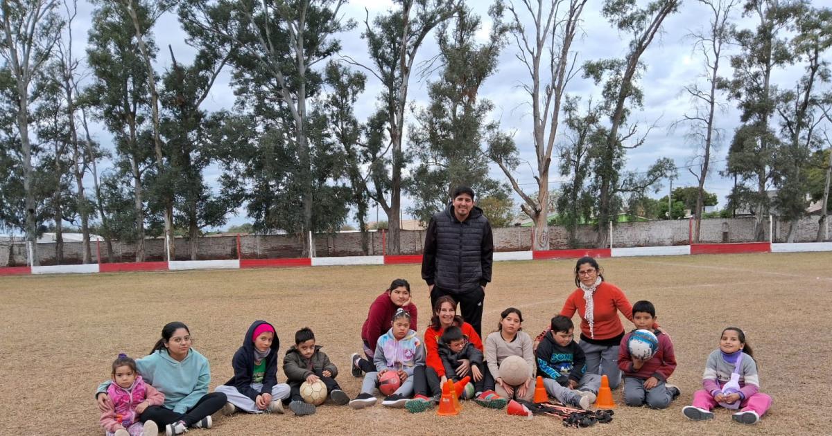 Pasioacuten Inclusiva- La primera escuela de fuacutetbol adaptado celebra su primer mes en Forres