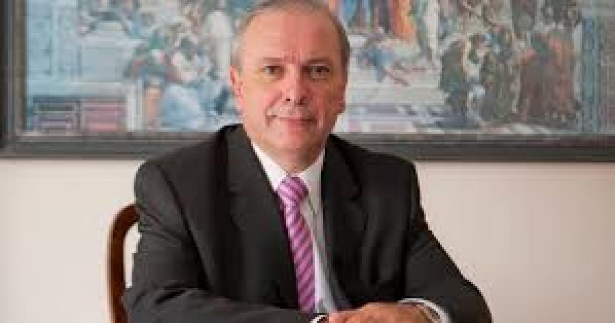 MONTAMAT Ex secretario de Energía