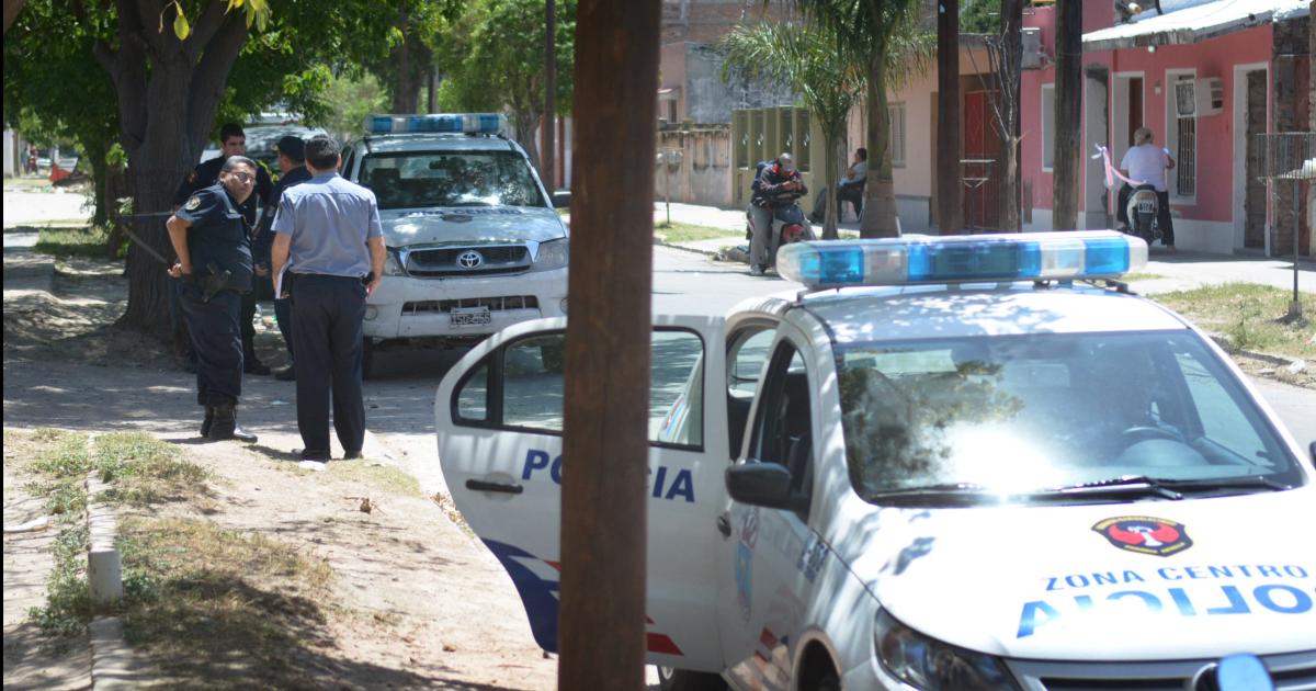 Por orden de la Unidad Fiscal la policía realizó averiguaciones en cercanías de la vivienda