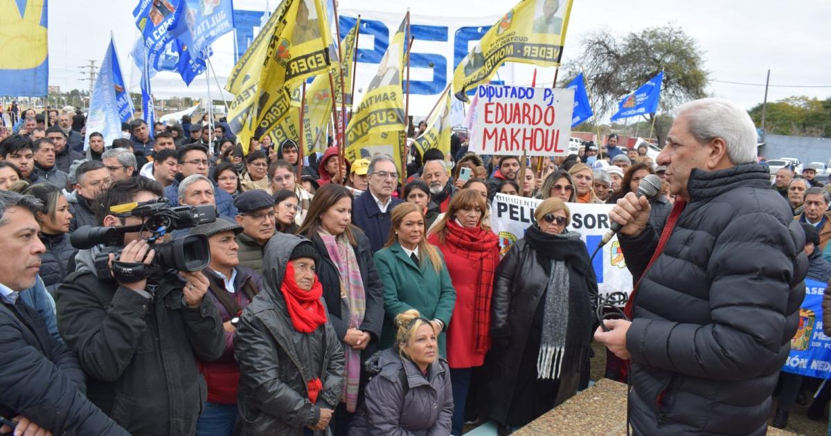 Neder- Nuestra bandera es construir en vez de destruir