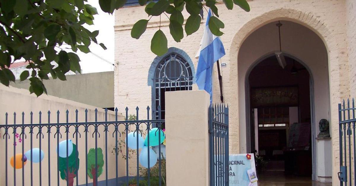 PROPUESTA Organiza la Biblioteca Agustín Álvarez