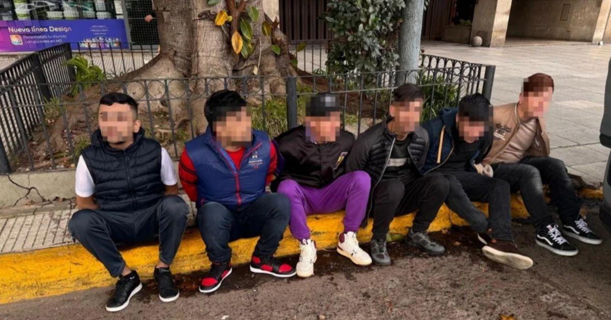 Cinco de los jóvenes son chilenos y uno argentino