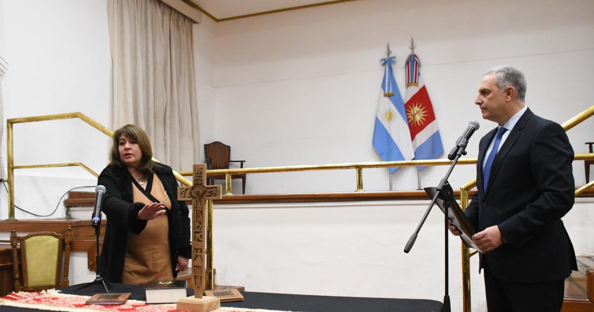 El ministro Barbur puso en funciones a la interventora de la Municipalidad de Beltraacuten 