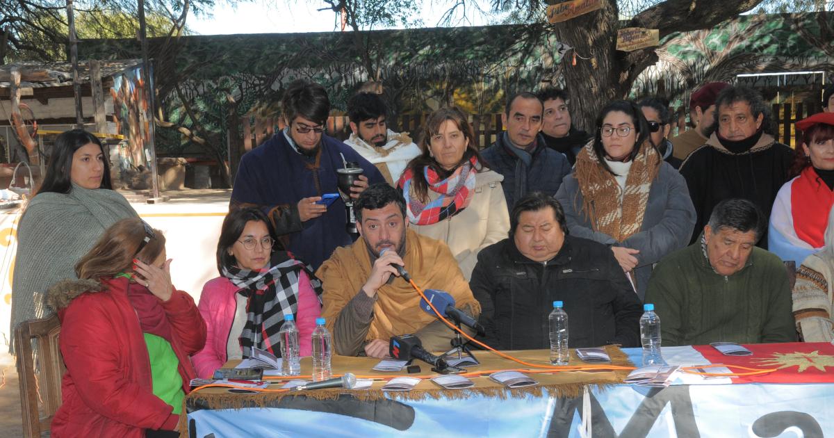 Al ritmo de los bombos haraacuten un gran tributo a mujeres bandentildeas